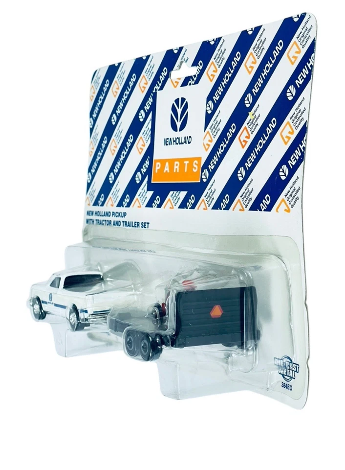 Ertl 384EO New Holland Pick-Up Tractor and Trailer Set - 1995 1/64 Diecast - Image 4 of 4