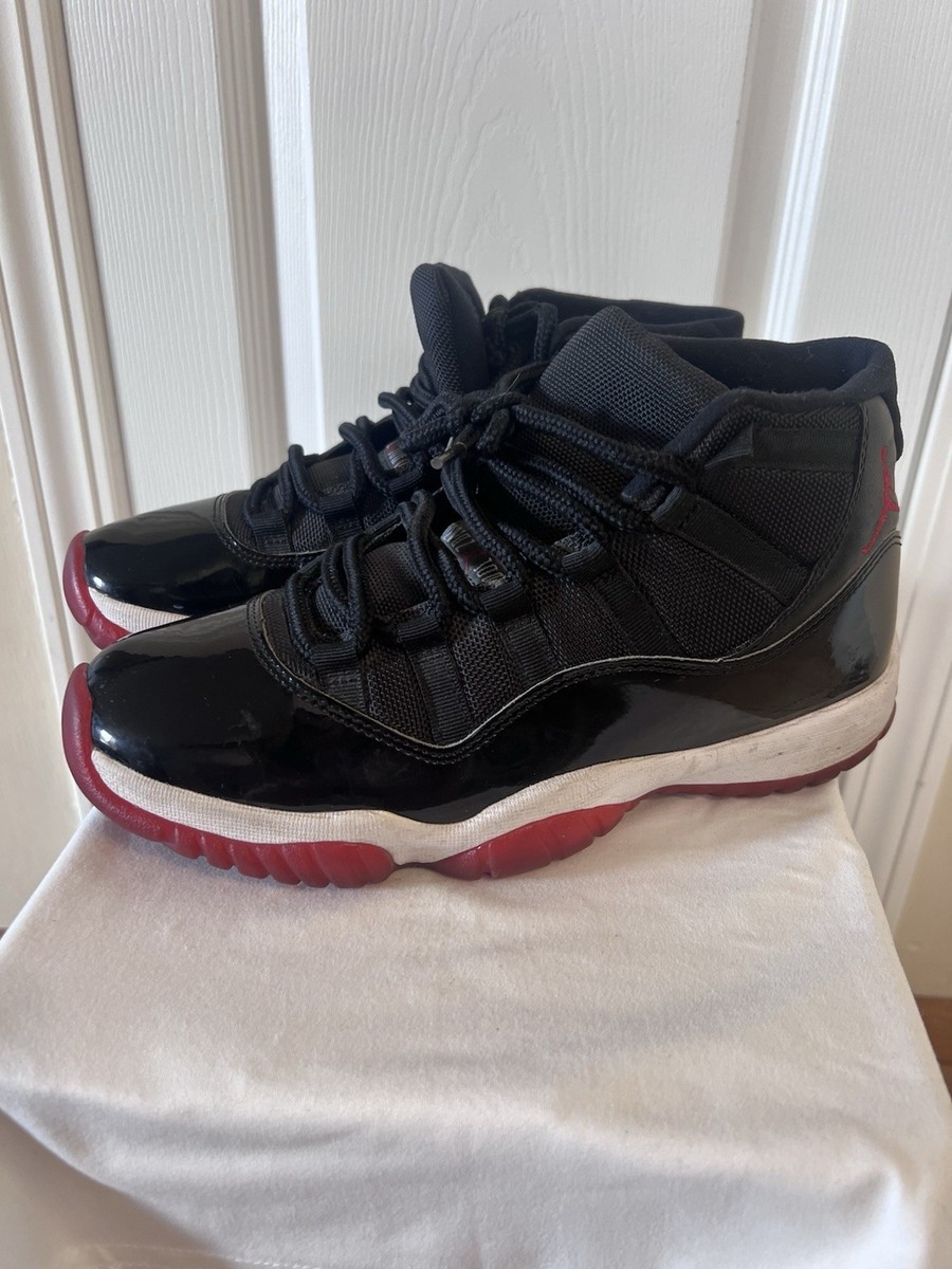 Air Jordan 11 Men's Size 8.5 Retro 'Bred' 2019 Sneakers 378037-061