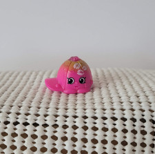 Shopkins Kissandra Cap Shopkins Little Figurine