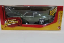 Johnny Lightning - 1971 Plymouth Duster 340 - MUSCLE CARS R34 - 1/24th scale