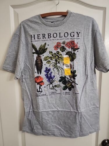 New Harry Potter Men’s Gray Herbology Tee T-shirt Size Large G1)