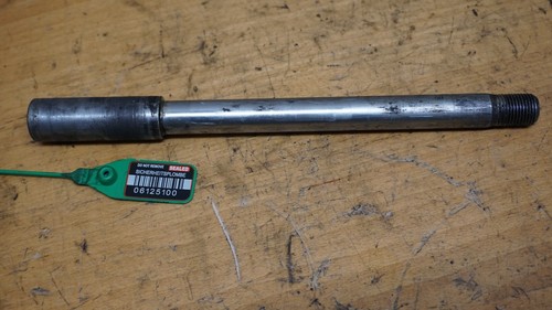 Suzuki SV 650 Vorderachse WVBY 03-05 5100