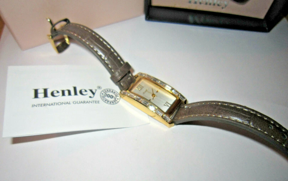 HENLEYS ~ CRISTAL ~ SENHORAS ~ RELÓGIO ~ CAIXA ~ ESTOQUE NOVO/ANTIGO ~ FUNCIONANDO TOTALMENTE - Imagem 2 de 4