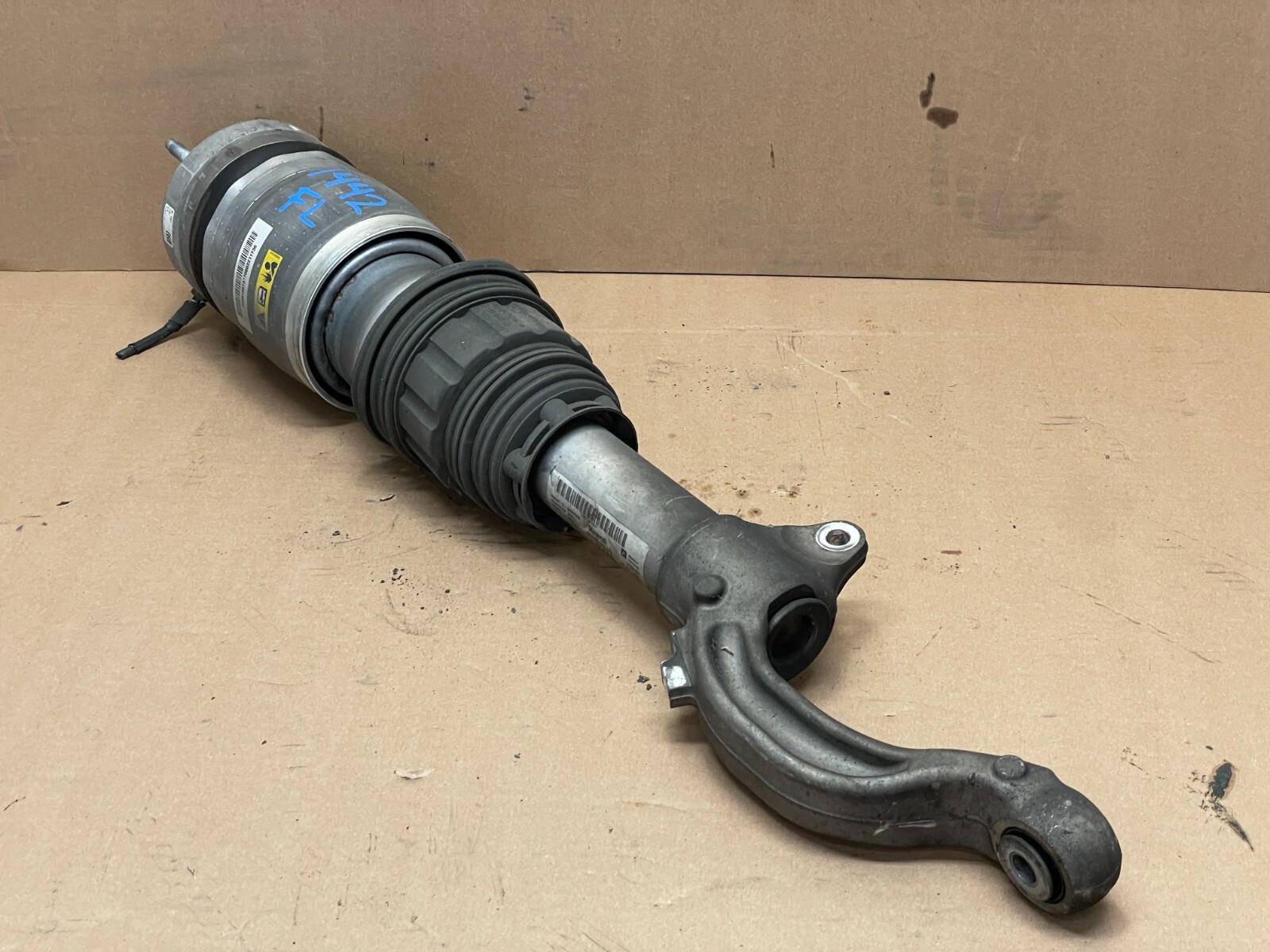 2017 2018 Maserati Levante Front Left Driver Shock Strut Absorber 1442 OEM