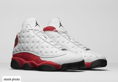 Size 9 - Jordan 13 Retro Chicago 2017 - Brand New with  display picture 3
