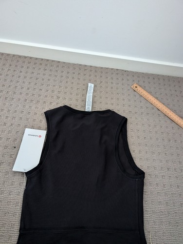 Lululemon Tank Top Womens Size 4 Black Break New Paths Tank Nwt Luxtreme Fabric - Picture 7 of 8