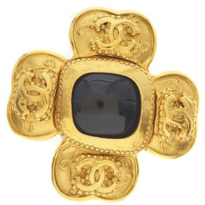 Authentic CHANEL COCO Mark Brooch vintage gold Plated Gold Clover 27.7g Women