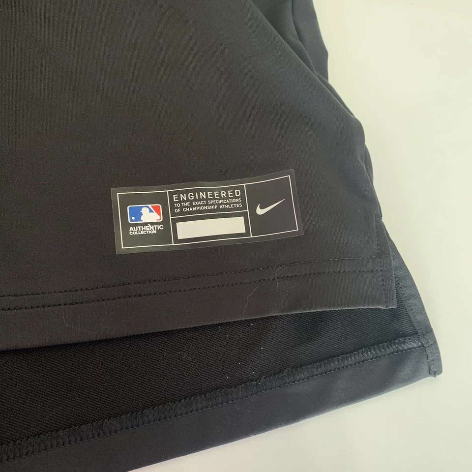 Chicago White Sox Men's XL Nike Baseball Dri Fit Black Short Sleeve Shirt Tee - Image 3 of 4