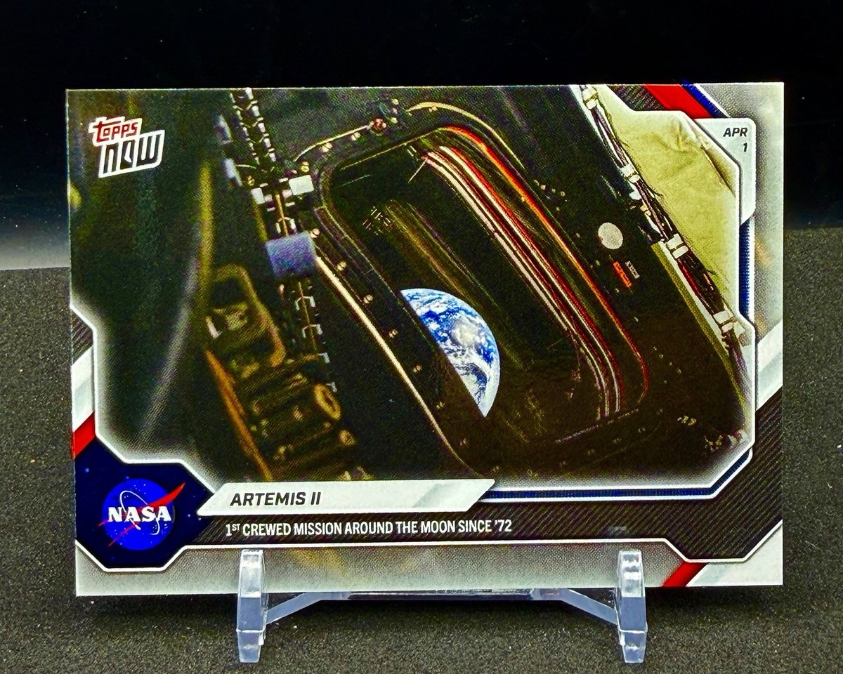 Artemis II - 2026 Topps NOW Card A201-SSP Photo Variation Super