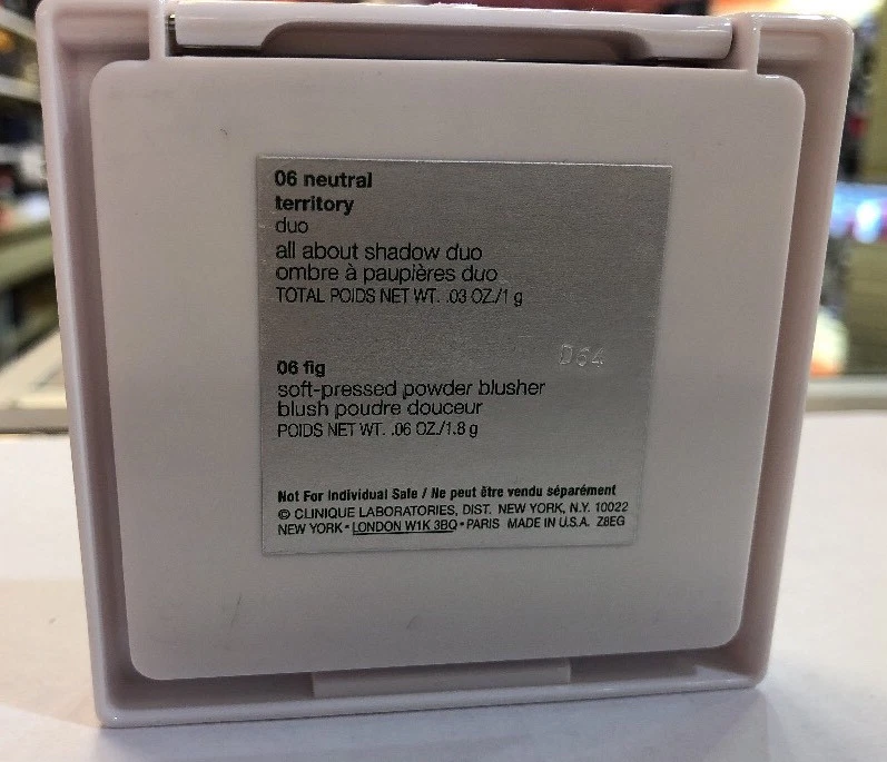 BRAND NEW CLINIQUE Duo Neutral Territory Eye Shadow with Fig Pink Powder Blusher - Image 2 of 4