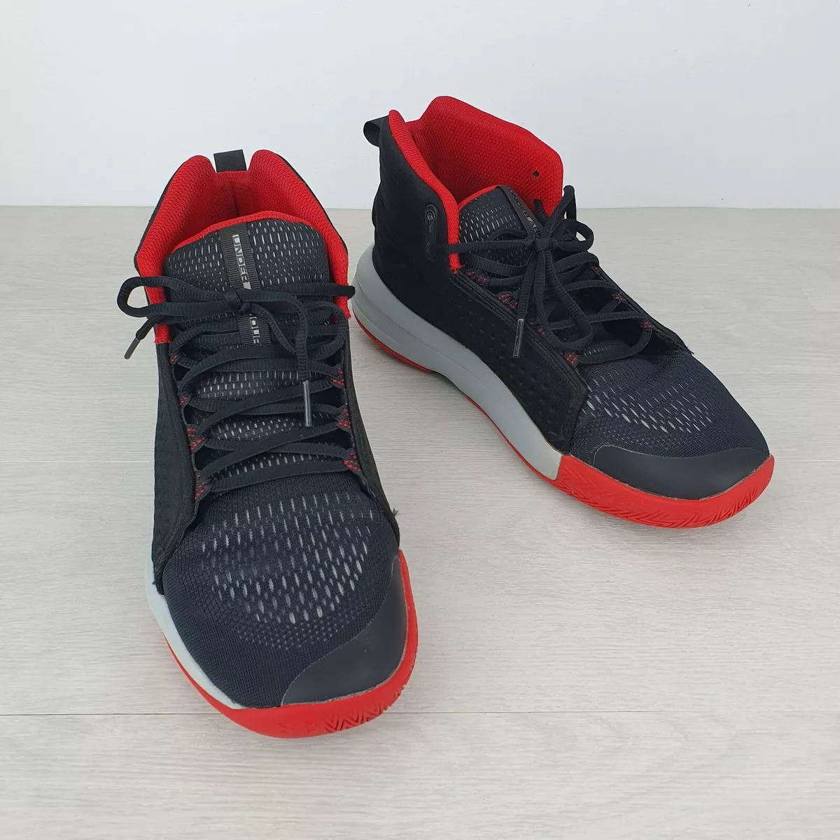 Best mens basketball best sale shoes for wide feet