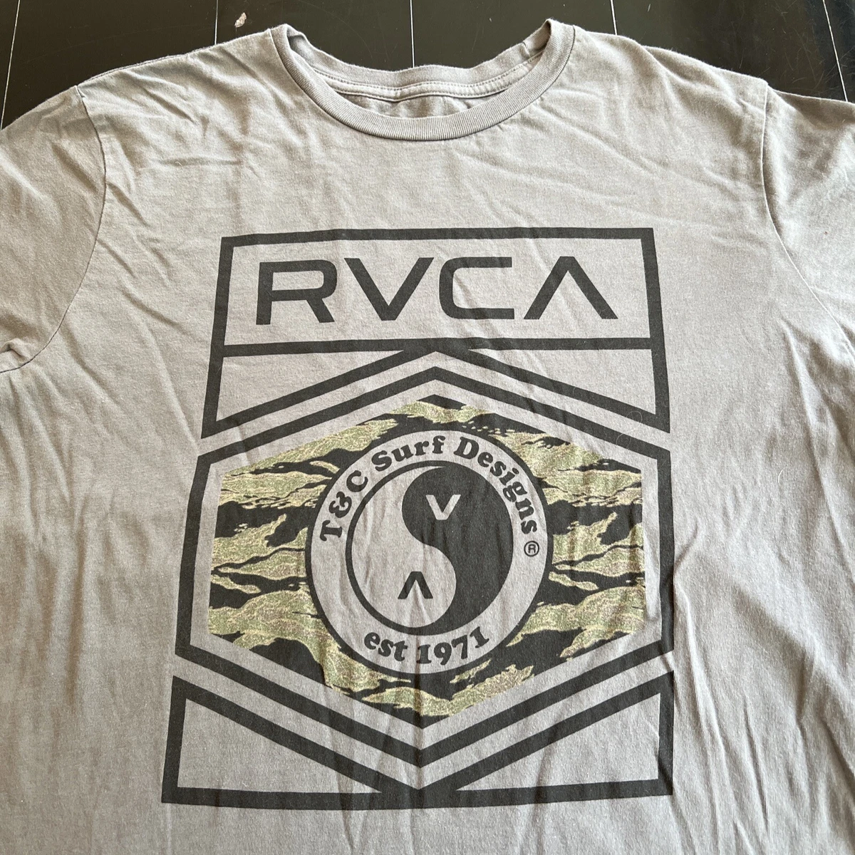 Rvca t&c outlet