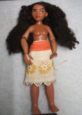 Disney Princess Royal Shimmer Pocahontas Puppe - eingestellt