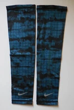 Nike Lightweight NYC Camo Running Arm Sleeves L/XL One Pair