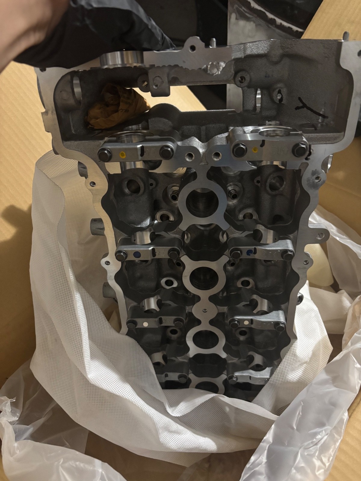 Sr20det head(new),cams(new), intake and exhaust valves(new),valve cover(used),
