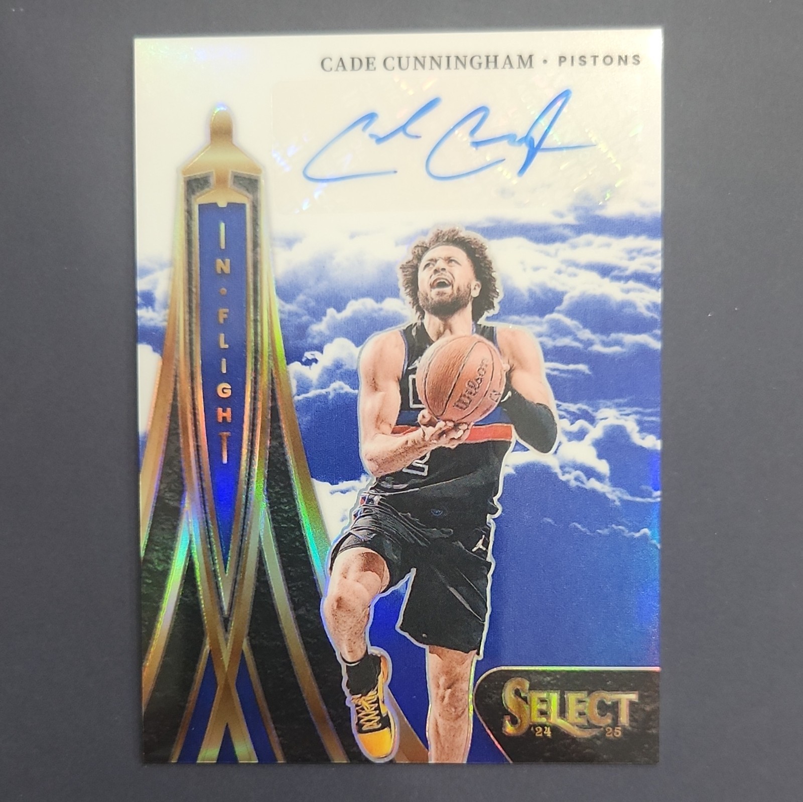 Panini Select Cade Cunningham In Flight Sigs Prizm Auto Blue 05/50 IFS-CAD