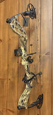 NICE Bowtech Carbon Icon RH 60# Package Bow Hunting Camo