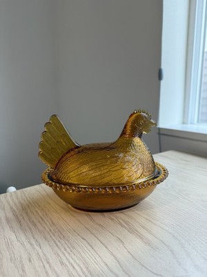 Vintage Indiana Glass Hen on Nest  Golden Amber Glass Covered Dish w/ Lid - Read