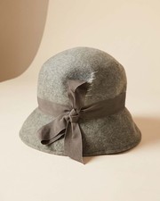 Vintage 1960s Grey Wool Felt Cloche Hat Taupe Grosgrain Ribbon Bow Decorative