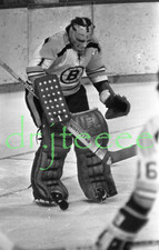 Eddie Johnston BOSTON BRUINS - 35mm Hockey Negative