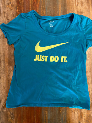 Nike Loose Fit Women's Size M Short Sleeve T-Shirt Aqua Blue/Neon