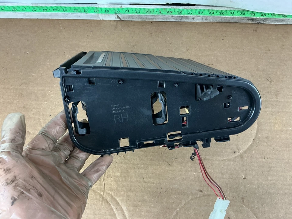 Оригинальный держатель подстаканника пепельницы для центральной консоли BMW X5 2014-2018 9315332 - Изображение 2 из 4