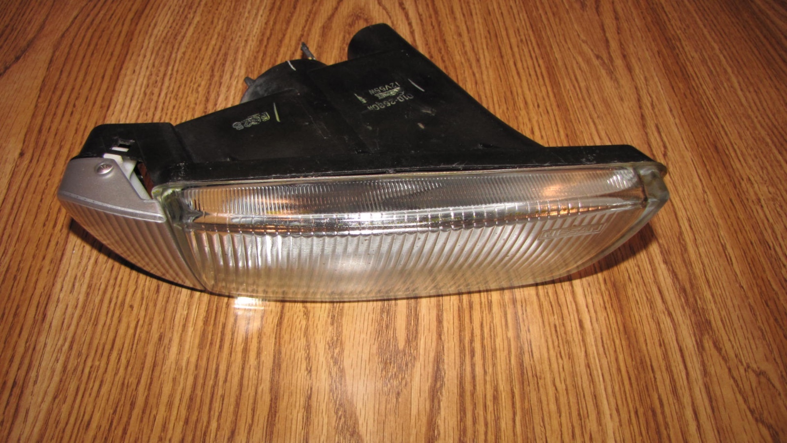 INFINITI Q45 FOG LIGHT RH 19972001 OEM PASSENGER eBay