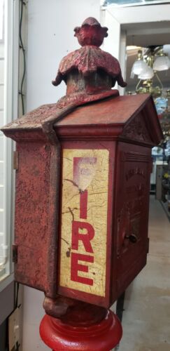 Restored 1800's Gamewell N.Y. Fire Alarm Telegraph Co. Station Box on Pole - Picture 3 of 15