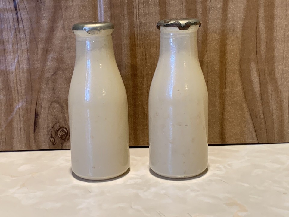 Vintage East End Dairy Harrisburg Pa Milk Bottle Salt And Pepper Shaker
