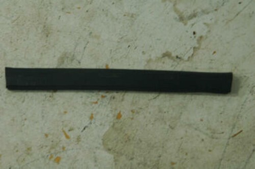 1) DH -14 BMW 51767158689 OEM Used SEAL HOOD SHORT lateral frnt 51-76-7-158-689 - Picture 11 of 17