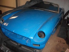 MGB Heritage body shell in Pageant Blue. (Rubber Bumper)