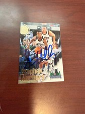 1996-97 Hoops #300 Stephon Marbury Rookie Autographed Card. rookie card picture