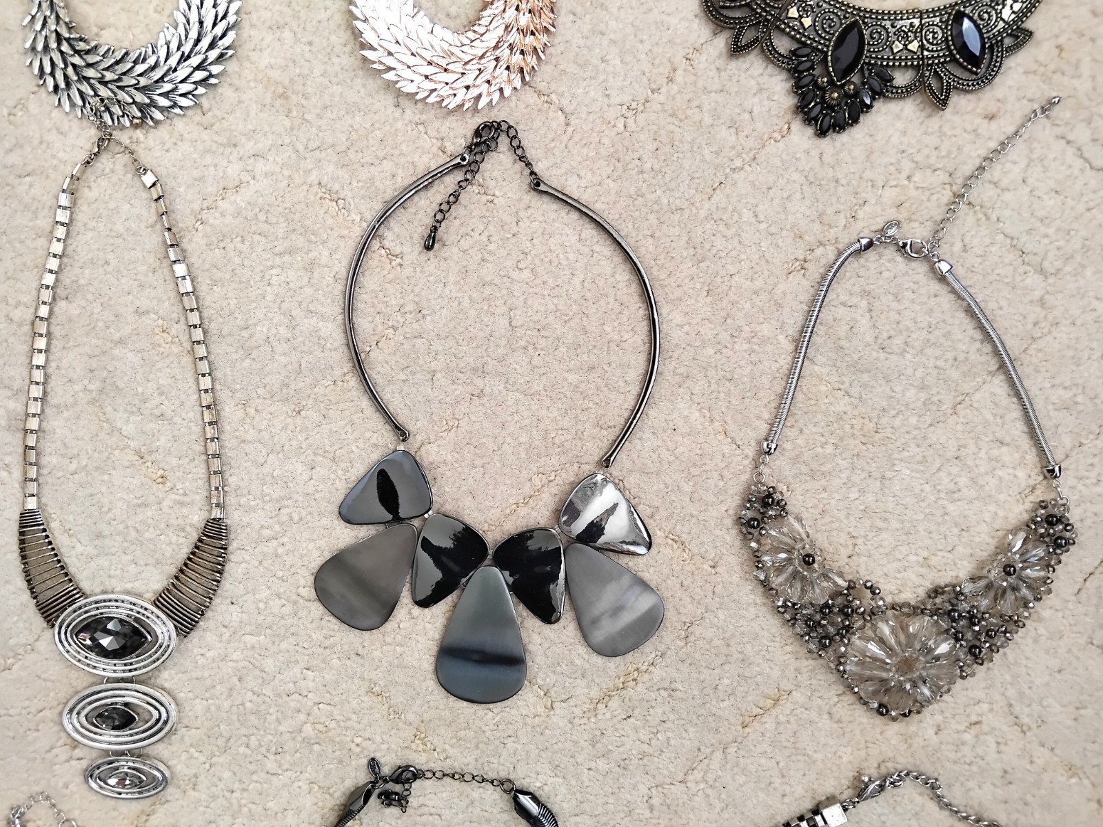 Ladies Statement Necklaces, 9 Bundle - Excellent … - image 7