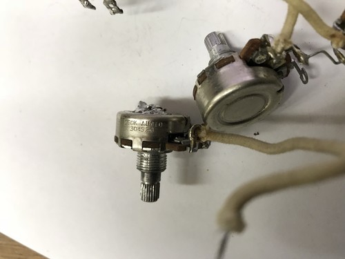 20th Week 1959 Pre CBS Fender Stratocaster Potentiometers with & Cap Strat loom - Picture 3 of 8