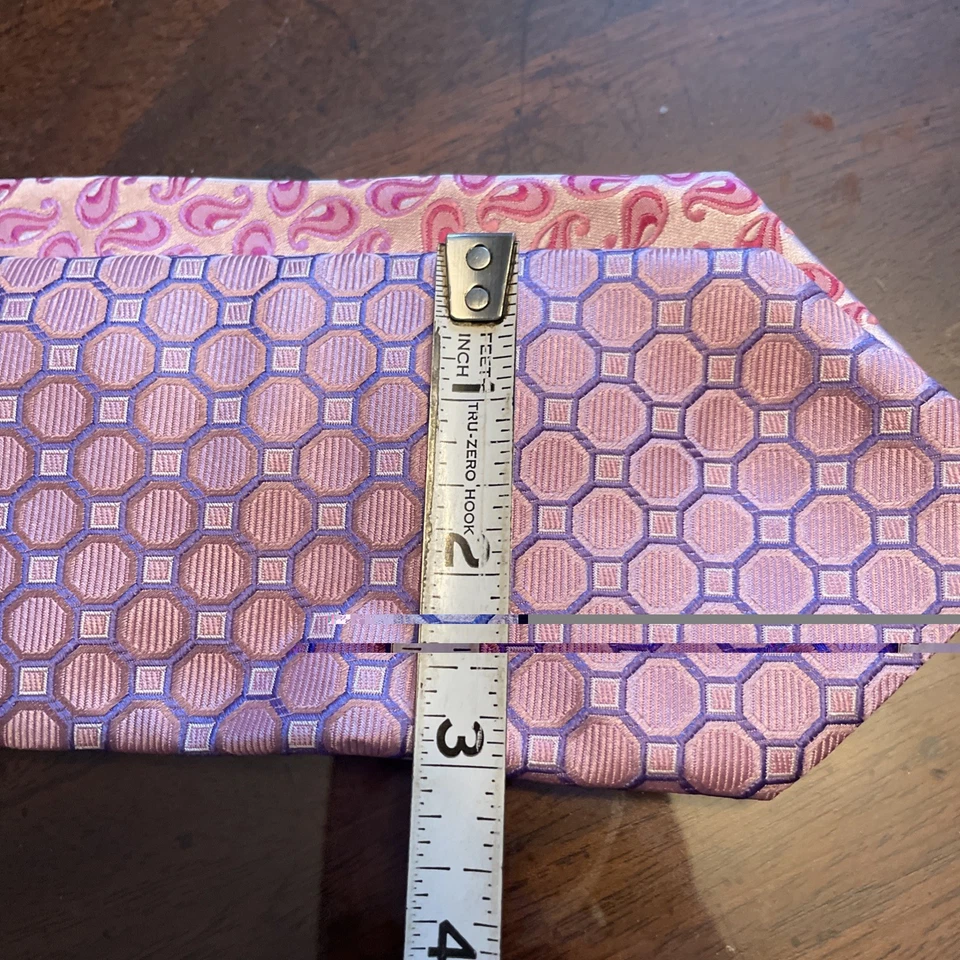 2 Corbatas Rosa Kirkland Y Satya Paul Paisley Y Geométricas Hechas en Italia Foto 4 de 4