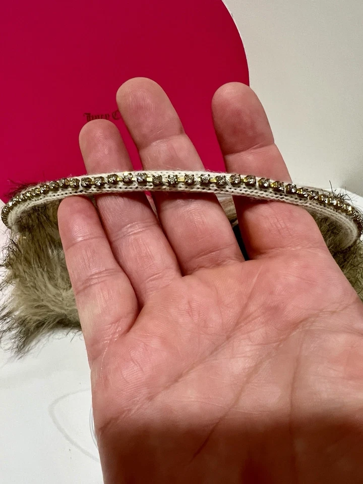 Fones de ouvido Juicy Couture Y2K Earmuff pele sintética excelente estado de funcionamento - Imagem 3 de 4