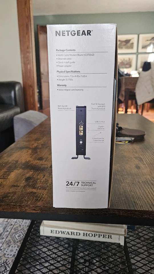 Netgear N600 WiFi Cable Modem Router 802.11n Dual Band Gigabit Model C3700 New! - Image 4 of 4