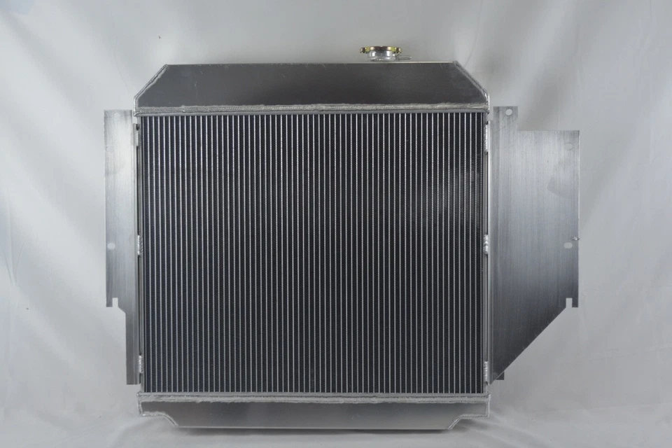 Radiador para Ford E-150 E-250 E-350 Econoline Club Wagon 1992-1996 4,9 L L L6 AT MT Foto 3 de 4