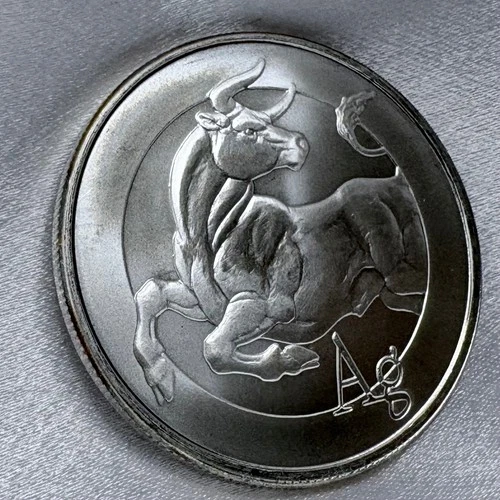 2014 AG Bull Wall Street Silver Shield 1oz .999 Silver Round 1 Troy Ounce [AH1]