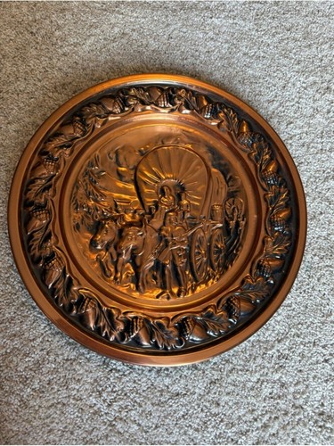 VTG Decorative Copper-Tone Embossed Plate Wall Hanging 13” Covered Wagon Acorns