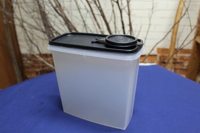 Tupperware Store and Pour Cereal Keeper #469 with Black Lid #470 & #471