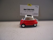 BMW/ISETTA 1:18 SCALE MODEL WELLY #24096. 5-1/2" LONG