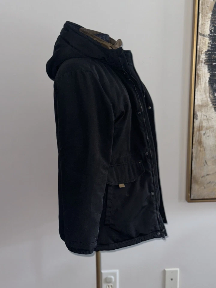 Casaco de inverno Michael Kors infantil tamanho 14/16 pesado cor preto com capuz de lã - Imagem 3 de 4