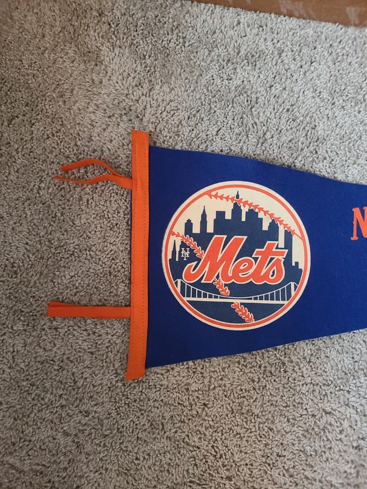 Banderín de fieltro Mitchell & Ness 1969 MLB de los New York Mets tamaño completo Foto 2 de 4