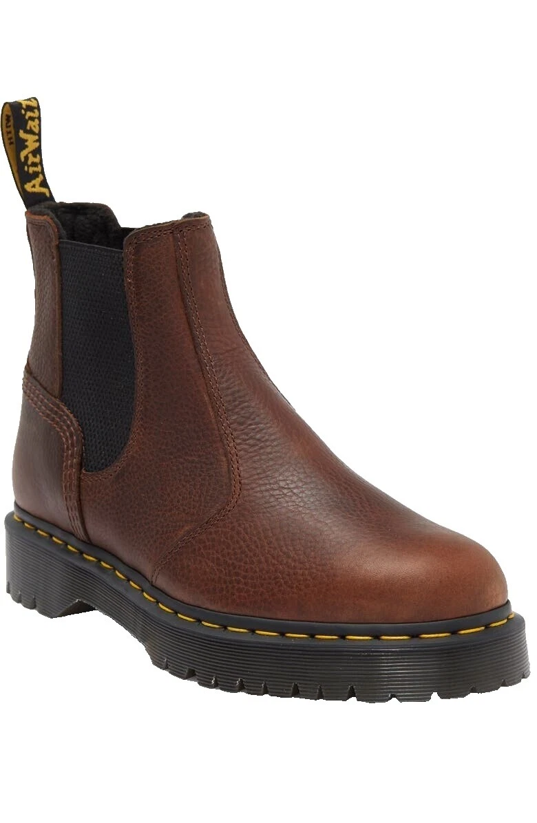 Botas sólido marrón Dr. Martens para hombres