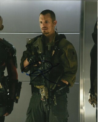 JOEL KINNAMAN SIGNED PHOTO (2) SUICIDE SQUAD