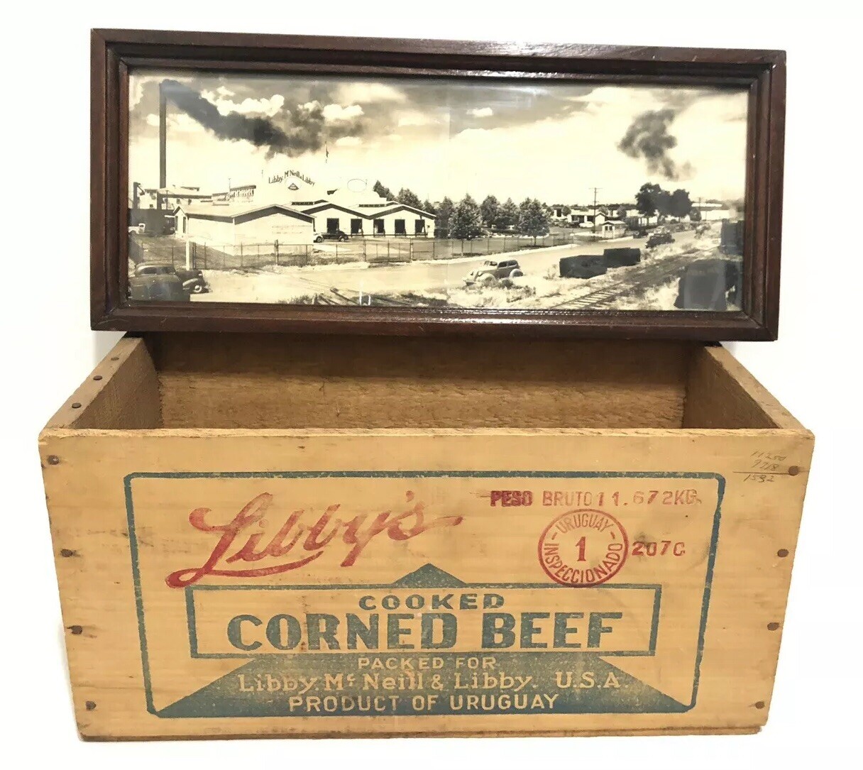 VTG Libby McNeill Corned Beef Wooden Shipping Crate Box & 1946 Photo of