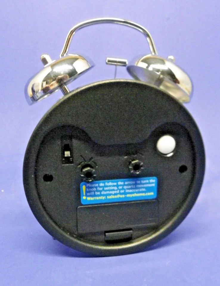 Peakeep Loud Alarm Clock for Heavy Sleepers Adults, Metal 4 Inches Twin Bell - Image 3 of 4