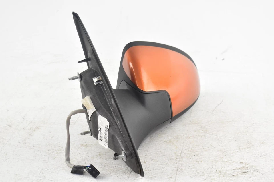 Espejo retrovisor de puerta izquierdo usado se adapta a: Chevrolet Cobalt Power 2007 carrocería color opcional DG7 SDN L Foto 3 de 4