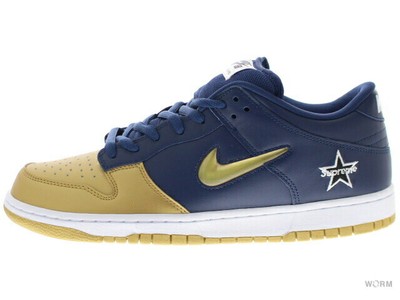 Size 5 - Nike Supreme x Dunk SB QS Low Metallic Gold for sale 